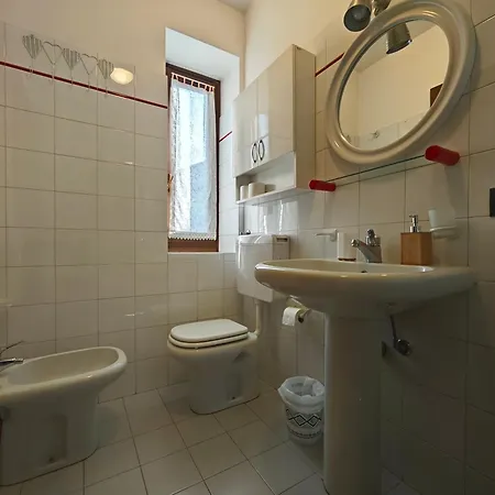 Apartman Grazioso 38 Mq A 10 Minuti Da Centro